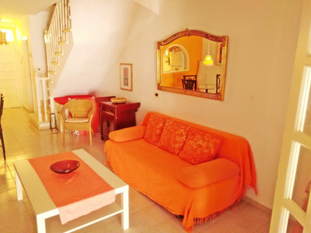 Casa Sarita - Farbenfrohes Ferienhaus Chayofa Buitenkant foto